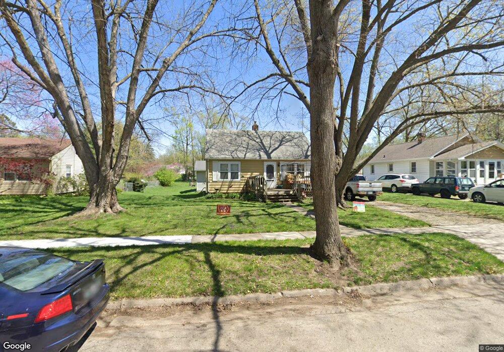2707 53rd St, Des Moines, IA 50310 - photo 1