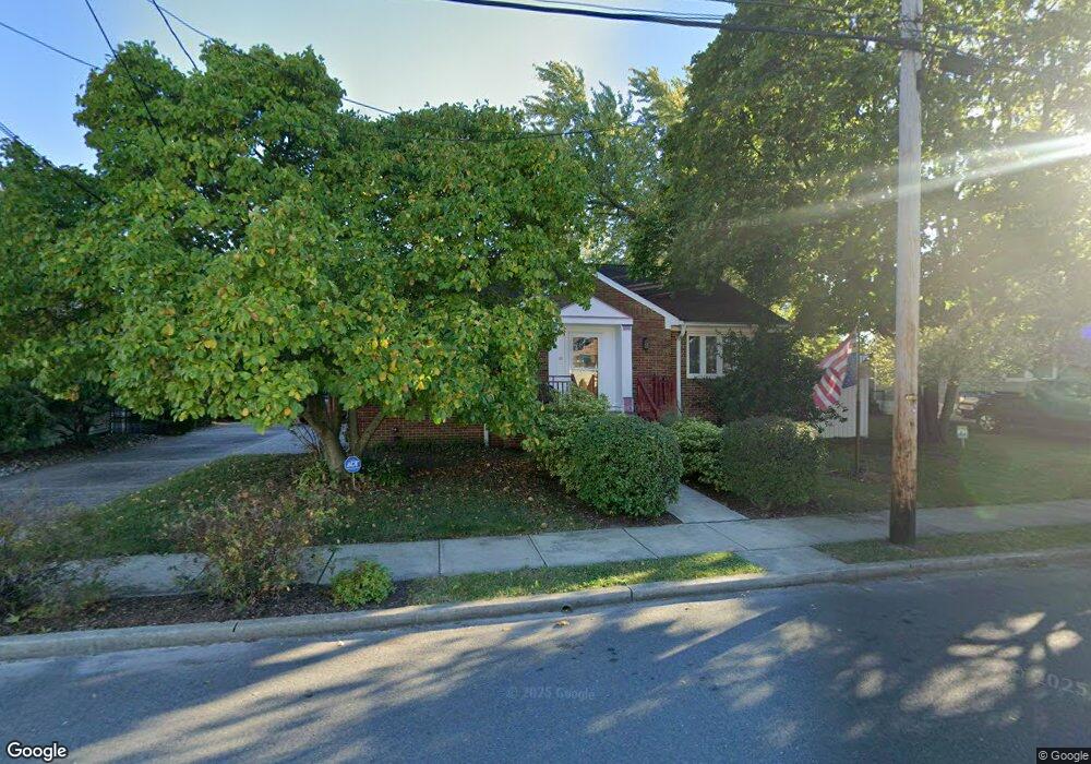 33 Howard St, Perth Amboy, NJ 08861 - photo 1