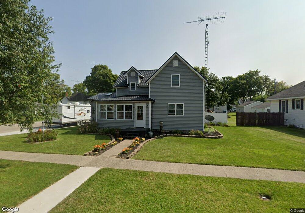 208 E Main St, Boswell, IN 47921 - photo 1