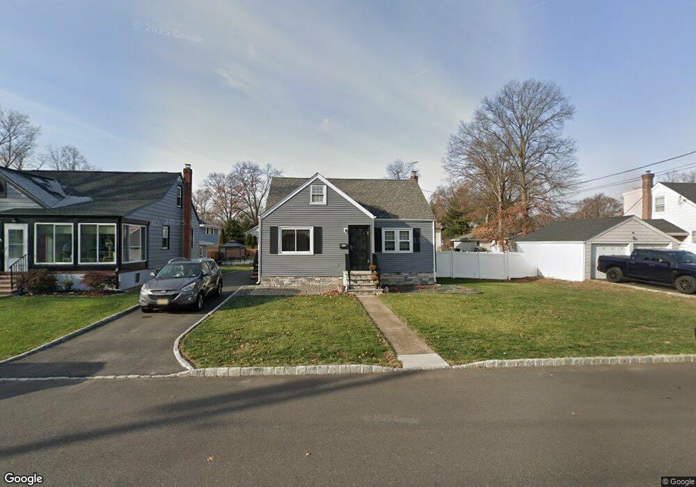 444 Longfellow Ave, Piscataway, NJ 08854 - photo 1