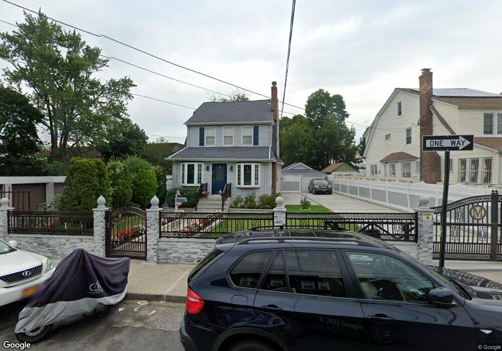 9124 197th St, Hollis, NY 11423 - photo 1