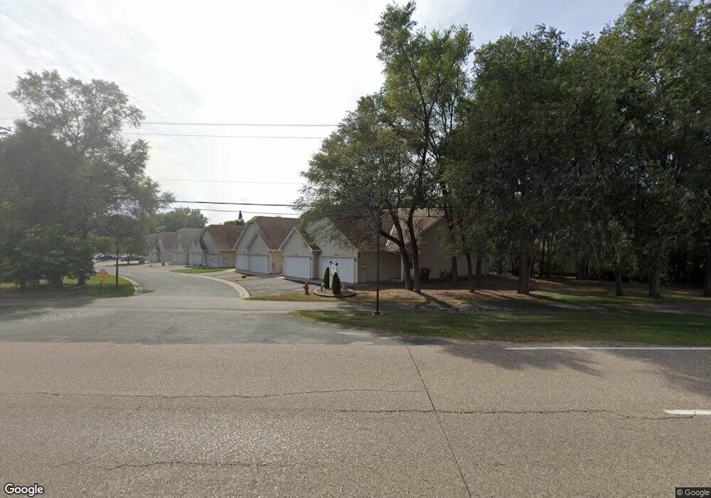 2852 Highway 10 NE, New Brighton, MN 55112 - photo 1