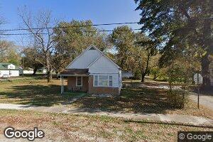 704 Church St, Christopher, IL 62822