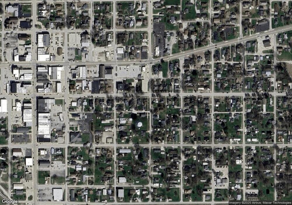 389 E Vincennes St, Linton, IN 47441 - photo 1