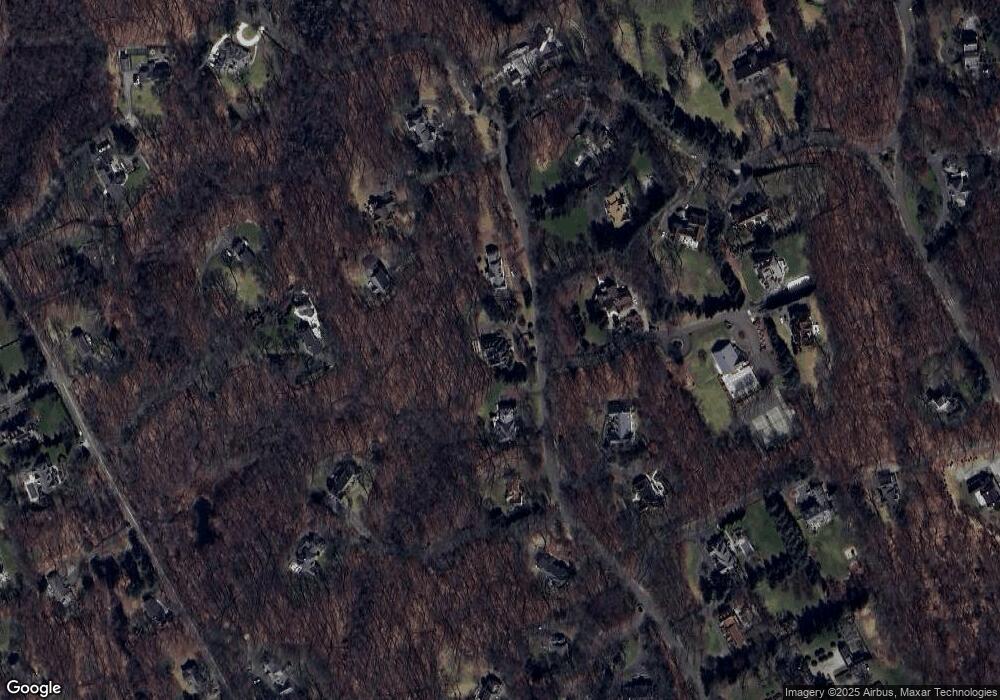 285 Fence Row Dr, Fairfield, CT 06824 - photo 1