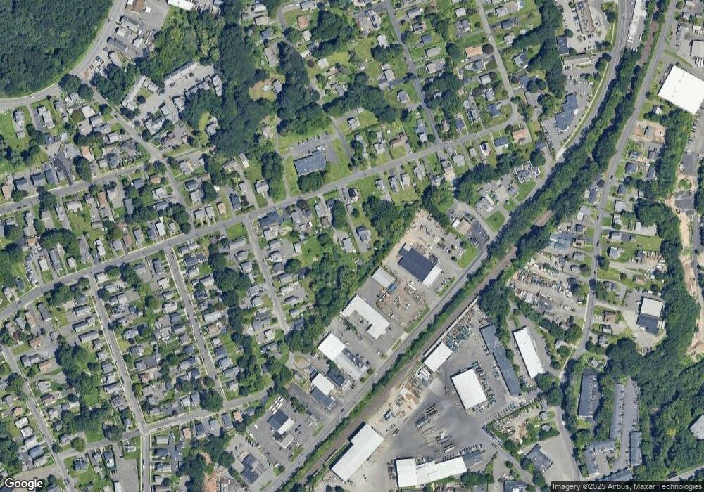 60 1/2 James St, Danbury, CT 06810 - photo 1