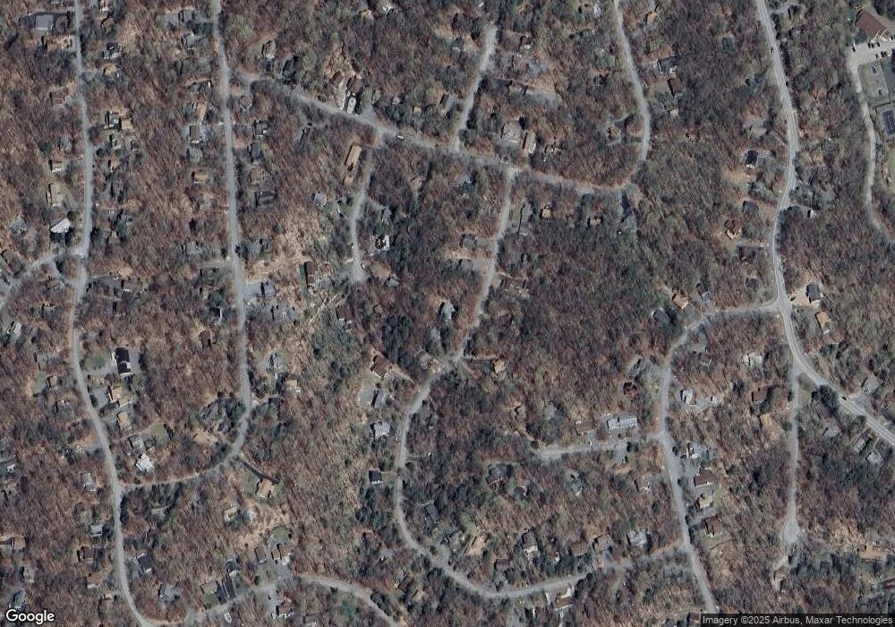 382 Underwood Ln, Lake Ariel, PA 18436 - photo 1