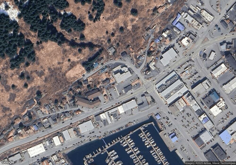 218 W Rezanof Dr, Kodiak, AK 99615 - photo 1