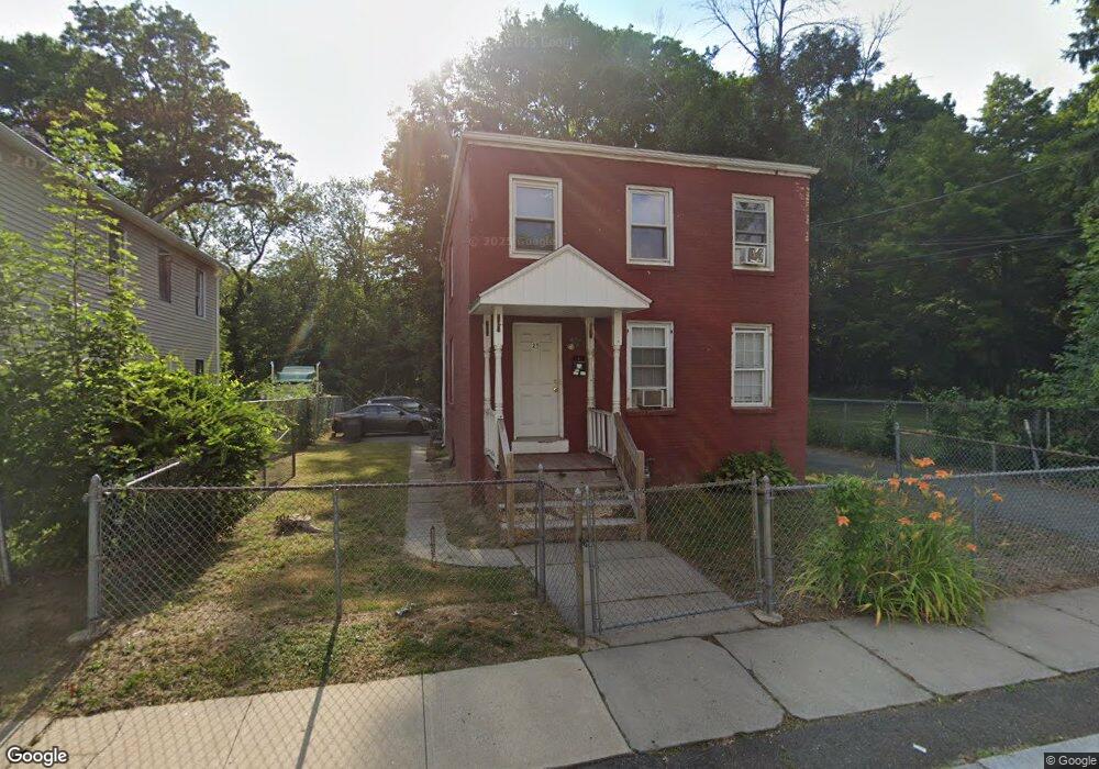 25 Harper St, Hartford, CT 06112 - photo 1