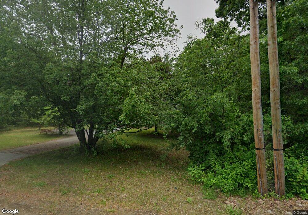 102 Hillcrest Rd, Litchfield, NH 03052 - photo 1