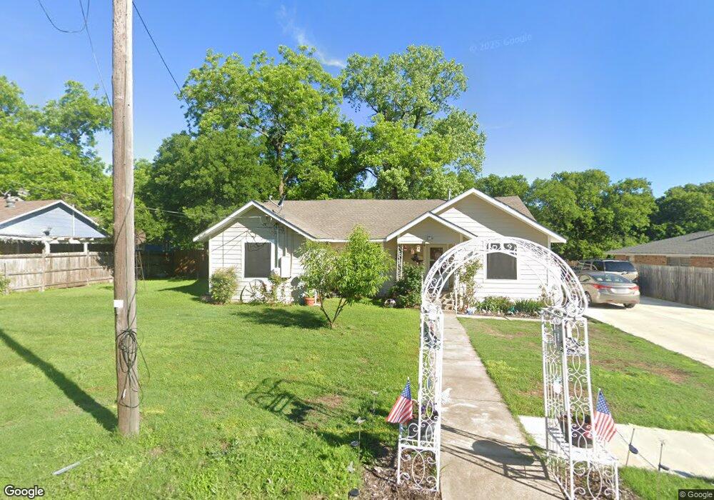 104 Marengo St, Cleburne, TX 76033 - photo 1