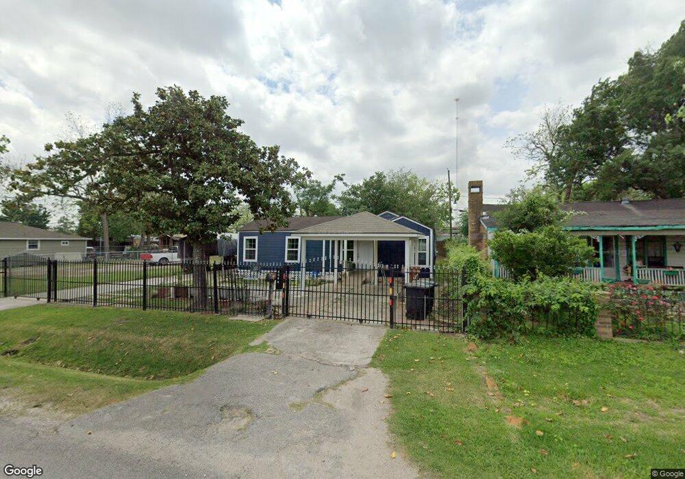 2622 Milwaukee St, Houston, TX 77026 - photo 1