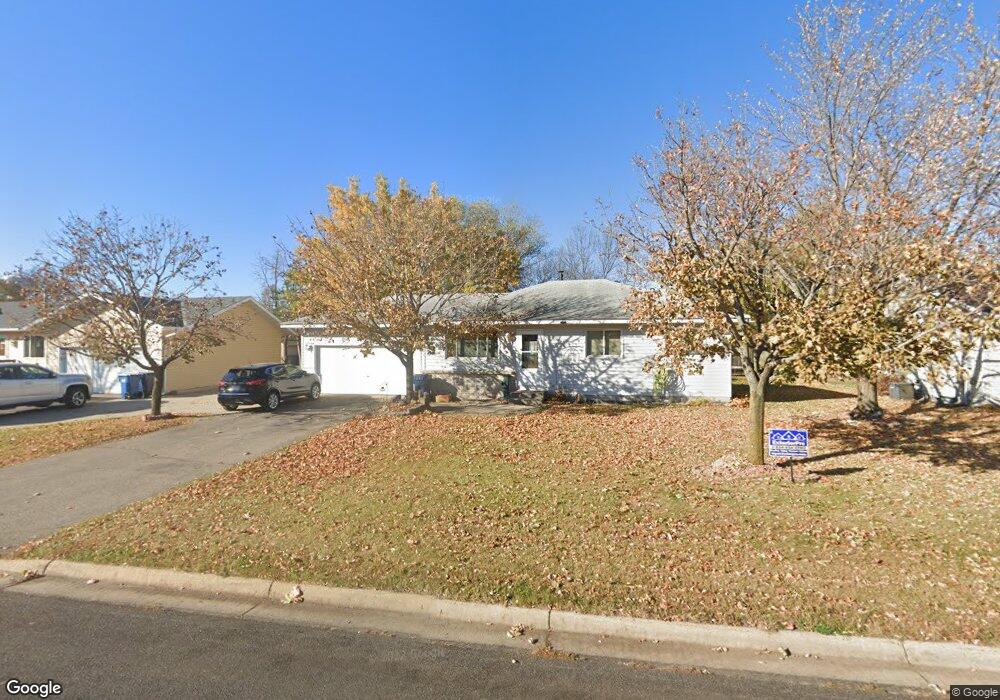 711 2nd Ave NE, St. Joseph, MN 56374 - photo 1