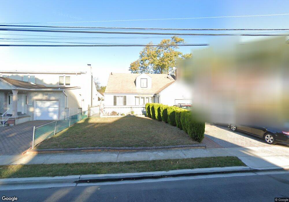 21 Miriam St, Valley Stream, NY 11581 - photo 1