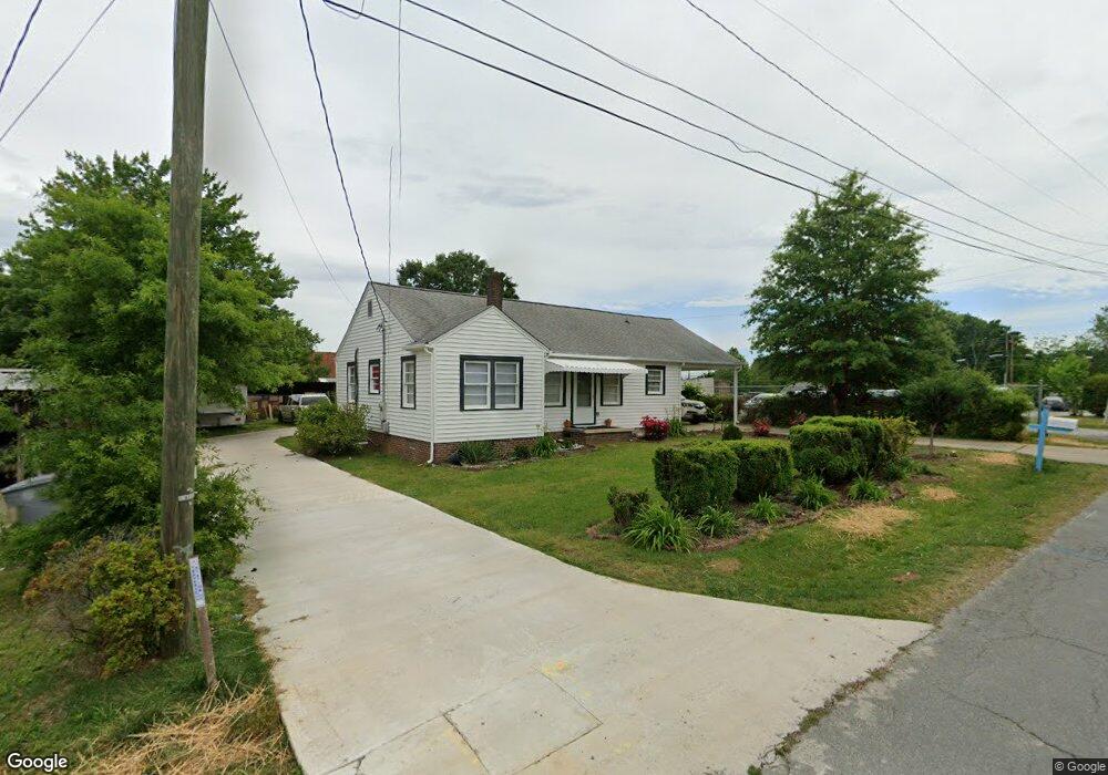 106 W Strider St, Asheboro, NC 27203 - photo 1