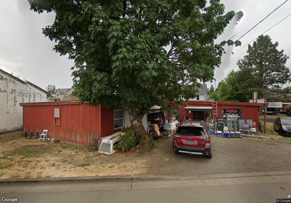 352 SW Mill St, Sheridan, OR 97378 - photo 1