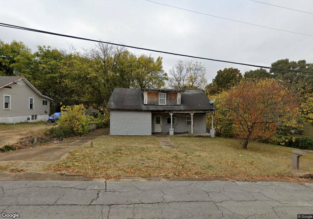 1323 Dayton St, Florence, AL 35630 - photo 1