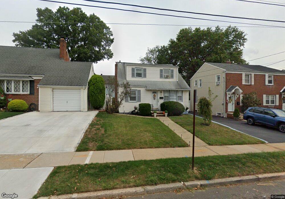 610 Maple Ave, Linden, NJ 07036 - photo 1