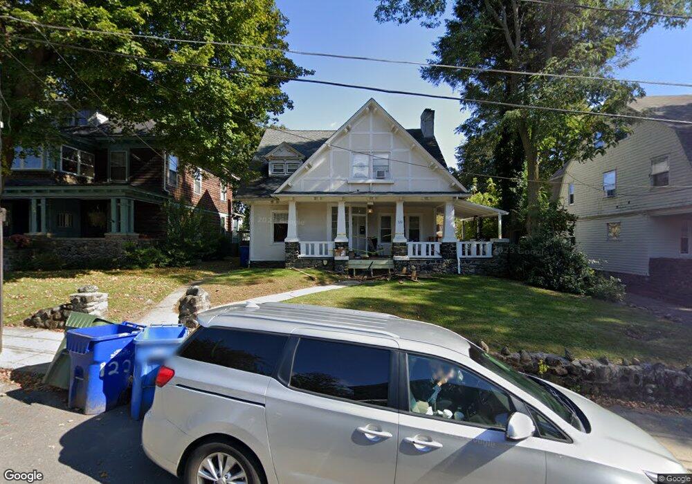 122 Tower Rd, Waterbury, CT 06710 - photo 1