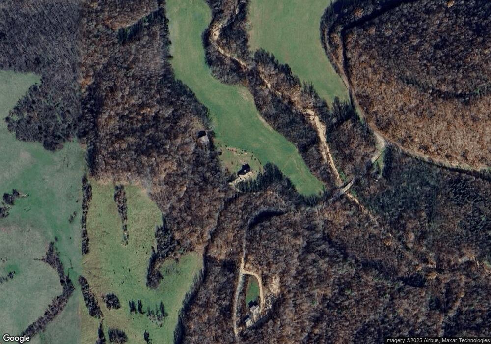 3511 Armstrong Rd, Linden, TN 37096 - photo 1