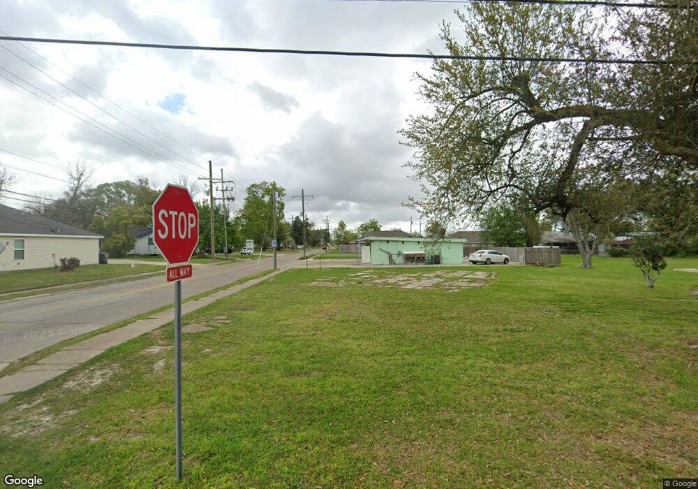 2703 Creole St, Lake Charles, LA 70601 - photo 1