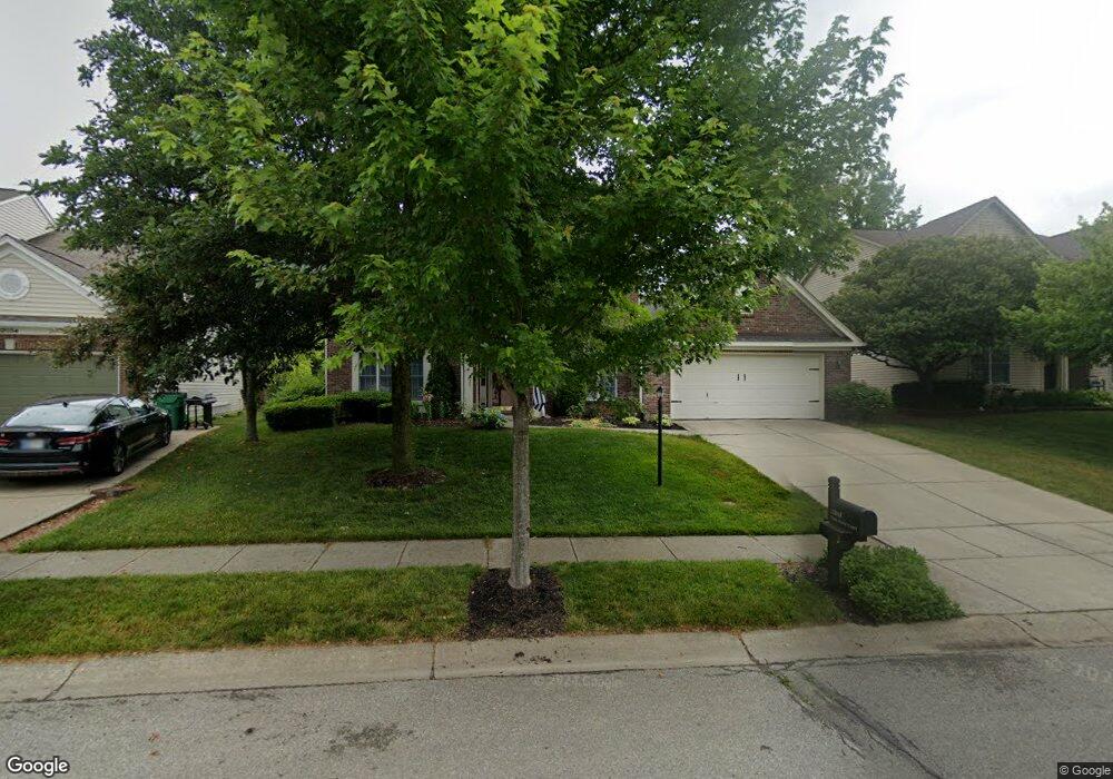 12048 Flint Stone Ct, Fishers, IN 46037 - photo 1