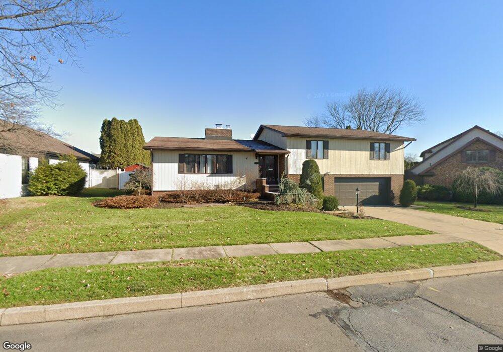 214 Sahara Dr, Kingston, PA 18704 - photo 1