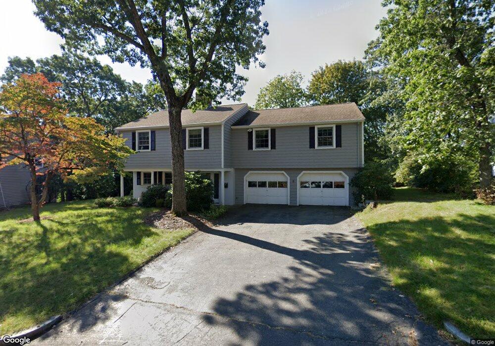 8 Hodge Rd, Arlington, MA 02474 - photo 1