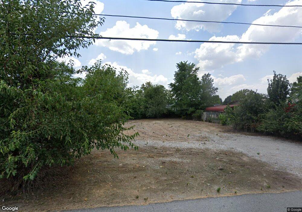 437 W Spring St, Centerton, AR 72719 - photo 1