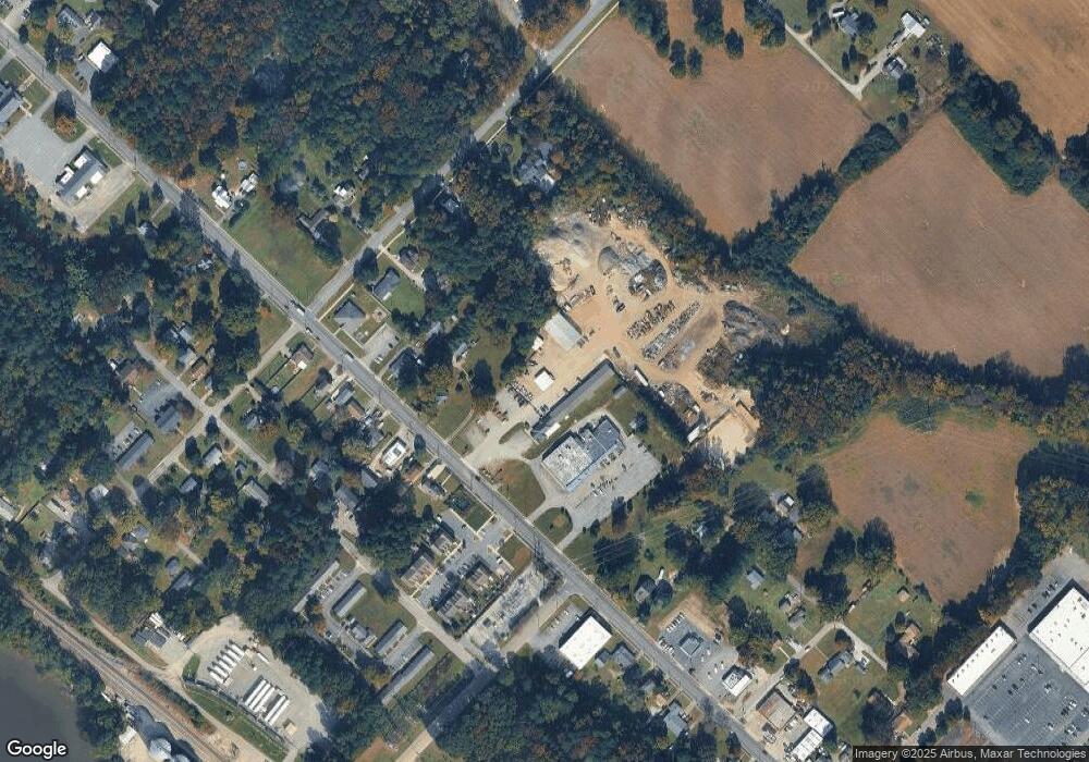 3240 King William Ave, West Point, VA 23181 - photo 1