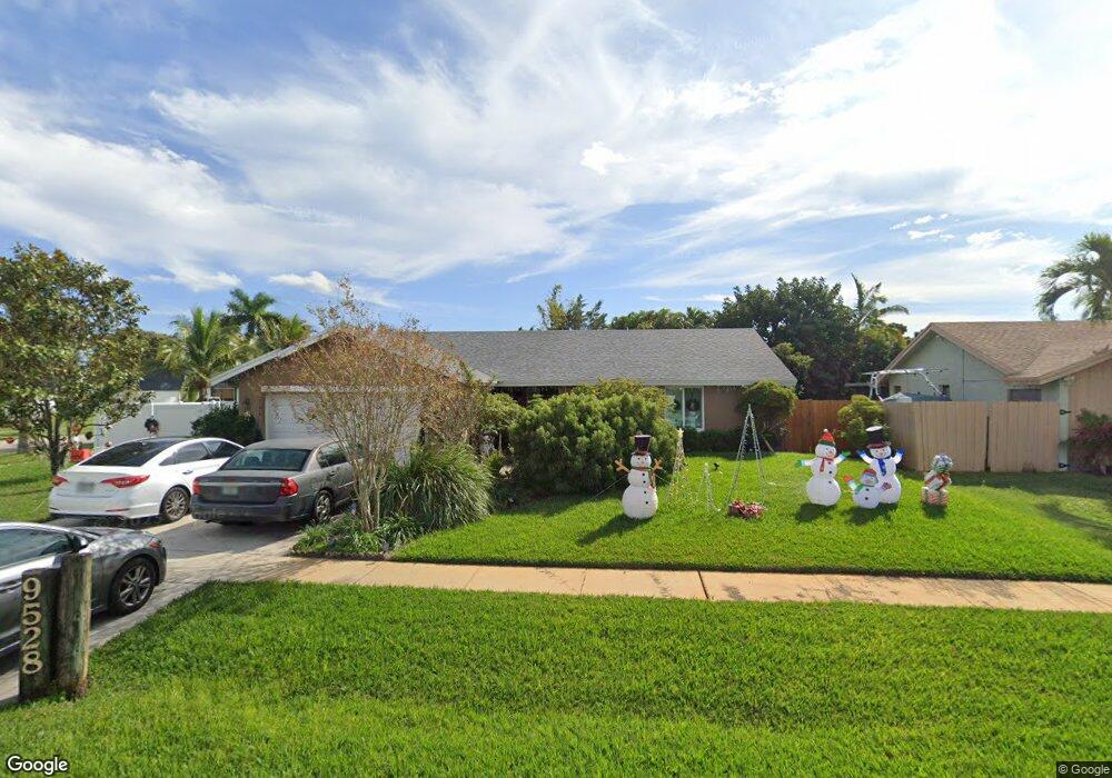 9528 Lancaster Place, Boca Raton, FL 33434 - photo 1