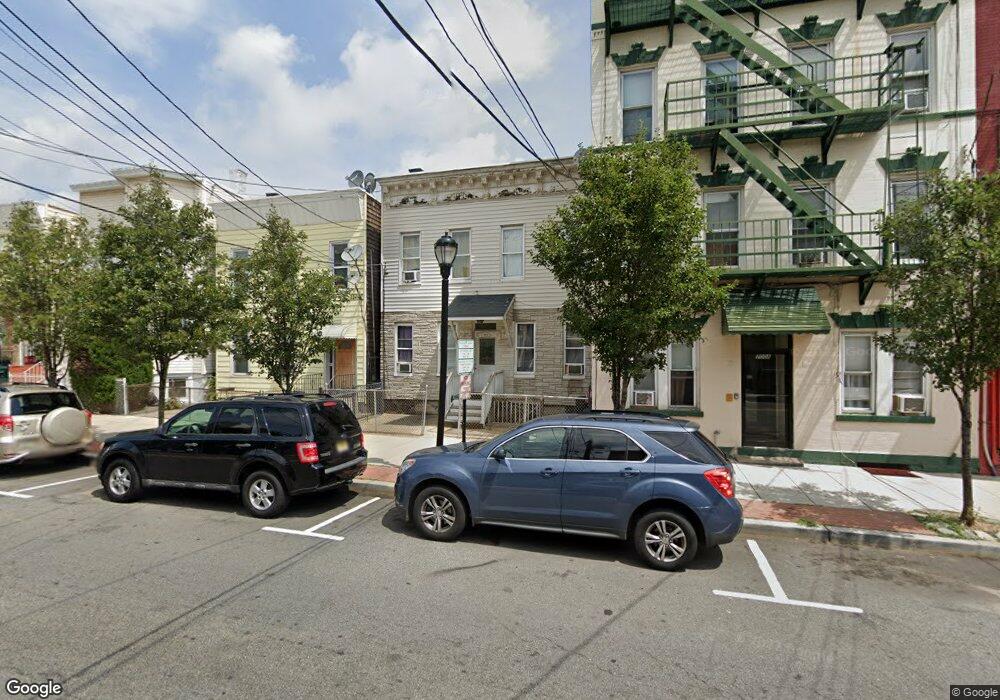 702 22nd St, Union City, NJ 07087 - photo 1