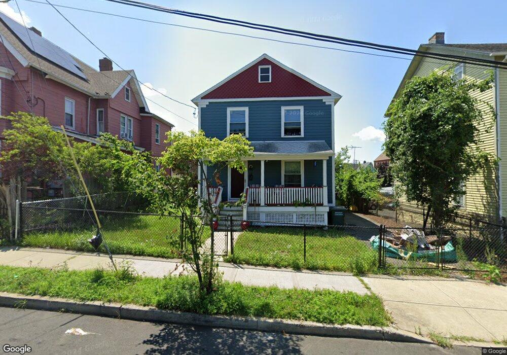 84 Maple St, Bridgeport, CT 06608 - photo 1