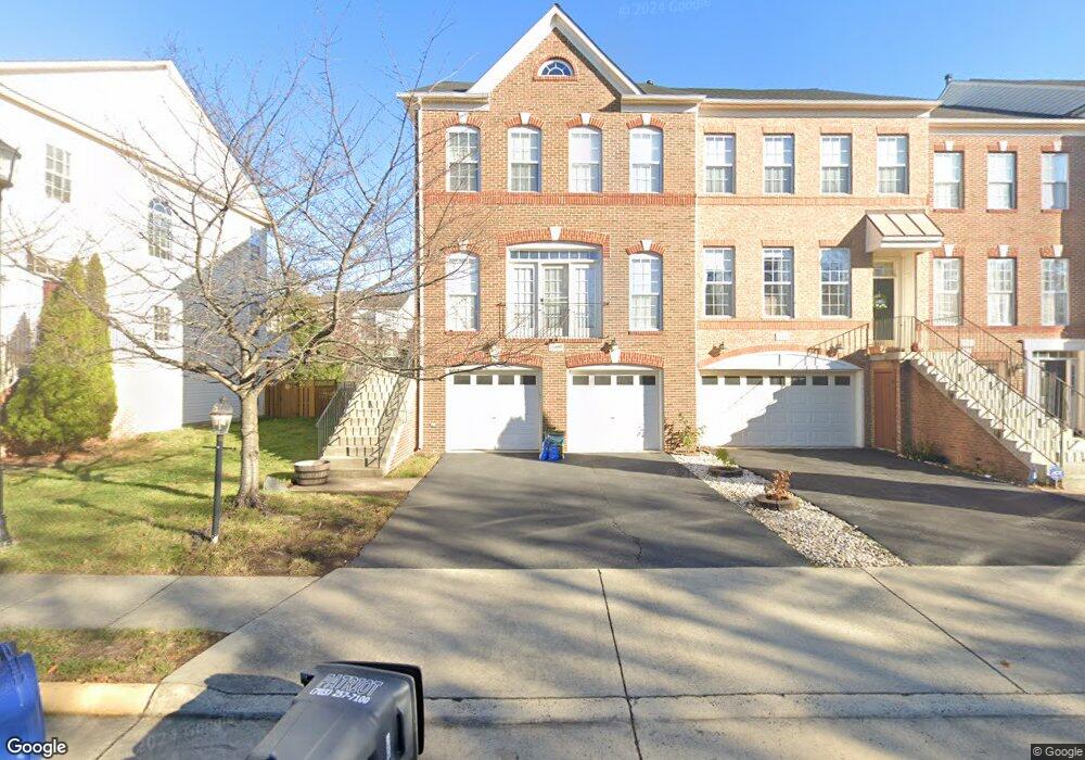 24658 Siltstone Square, Stone Ridge, VA 20105 - photo 1