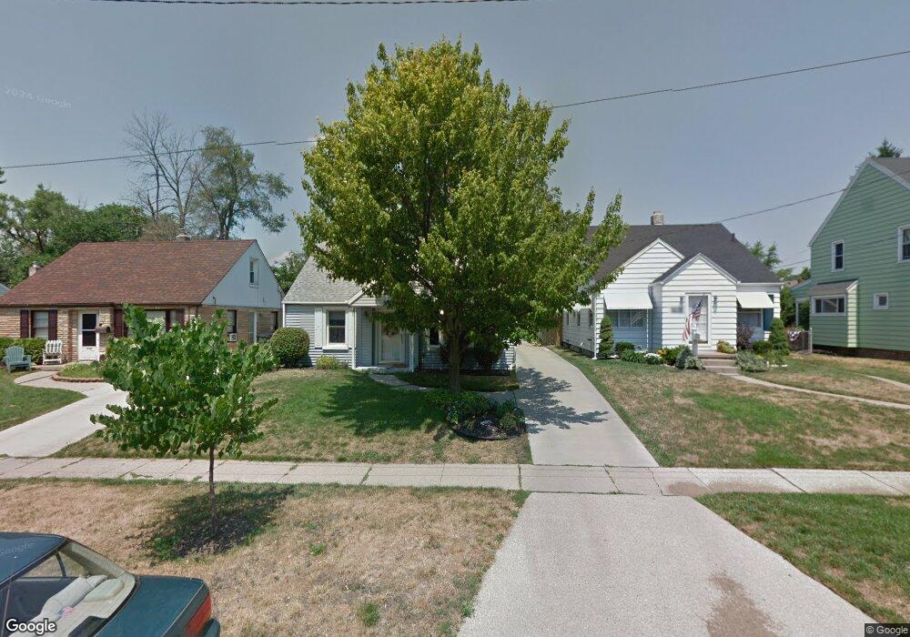 2718 Gracewood Rd, Toledo, OH 43613 - photo 1