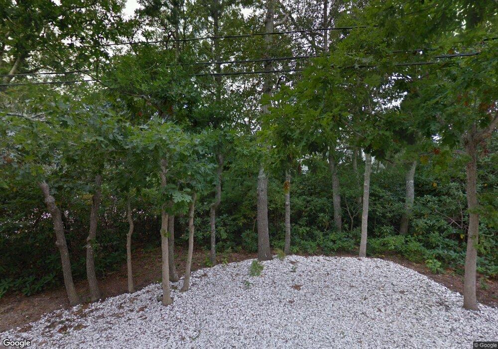 25 Bournes Pond Rd, East Falmouth, MA 02536 - photo 1