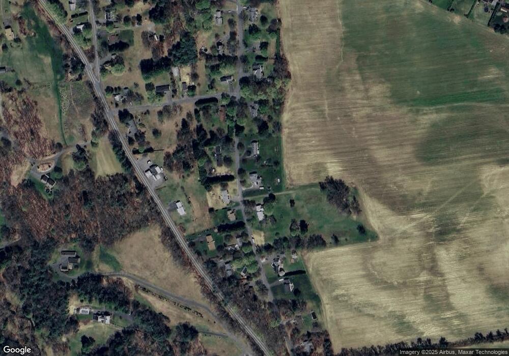 30 Sawmill Plain Rd, South Deerfield, MA 01373 - photo 1