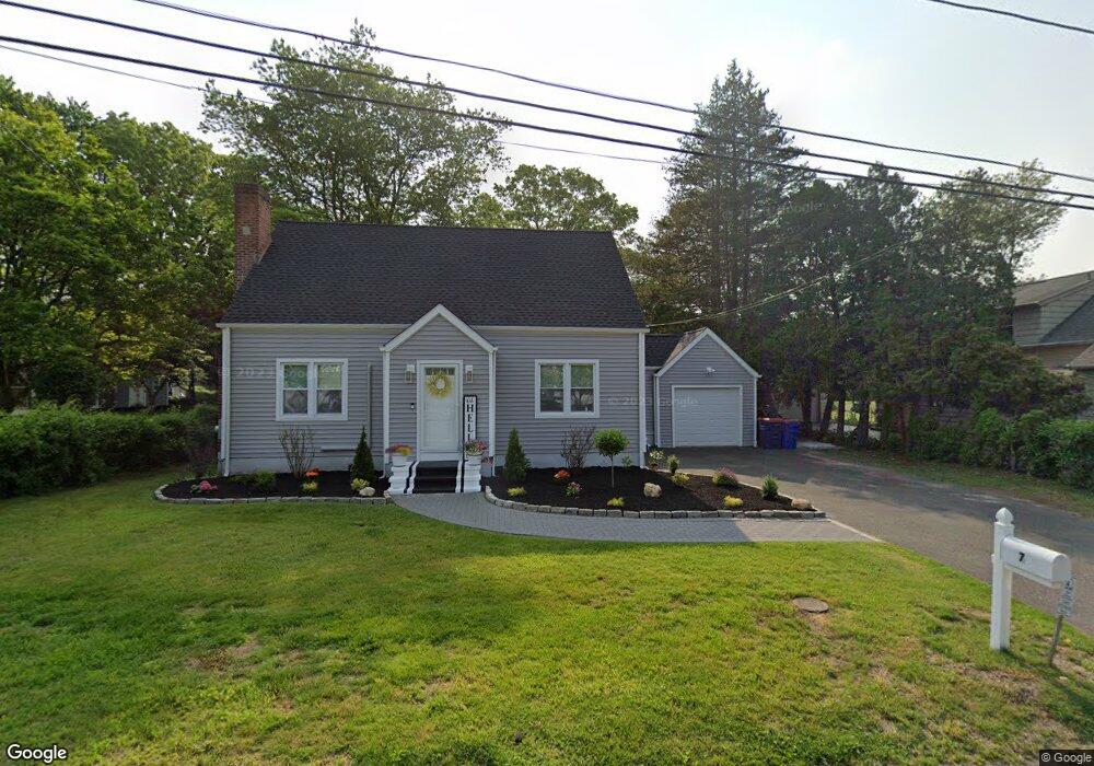 7 Rempsen St, Trumbull, CT 06611 - photo 1