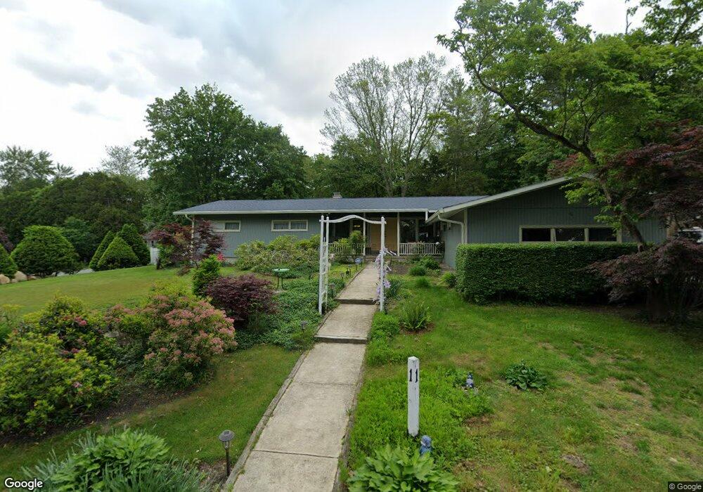 1 Woodridge Cir, Gales Ferry, CT 06335 - photo 1