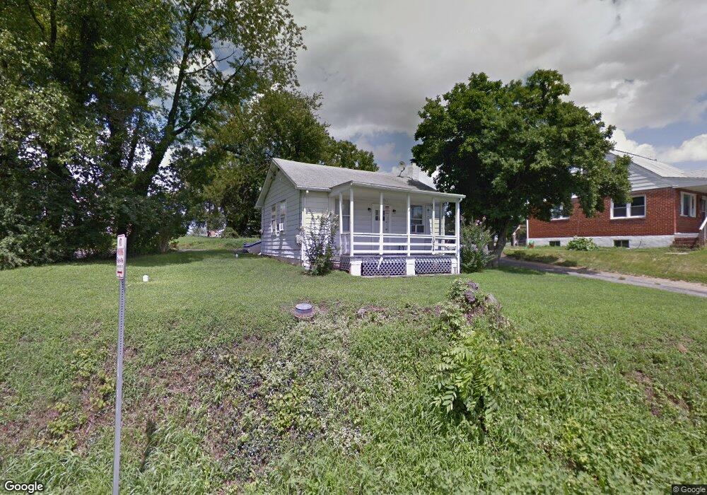 1924 Sulphur Spring Rd, Halethorpe, MD 21227 - photo 1