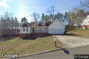 224 Vineyard Dr, Tunnel Hill, GA 30755