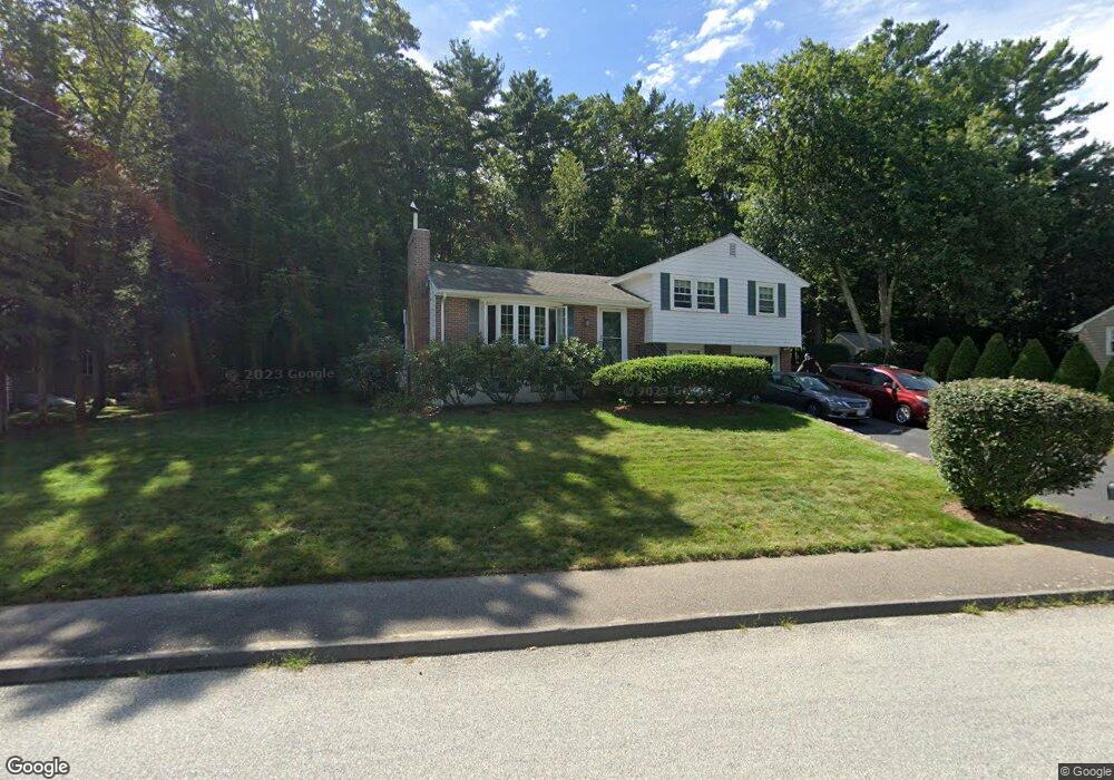17 Hillcrest Rd, Medfield, MA 02052 - photo 1