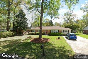 9241 Garland Dr, Savannah, GA 31406