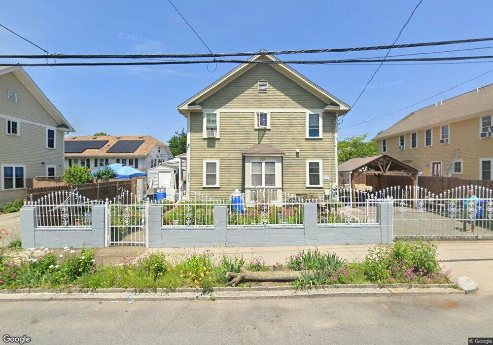 217 Early St unit 217B, Providence, RI 02907 - photo 1