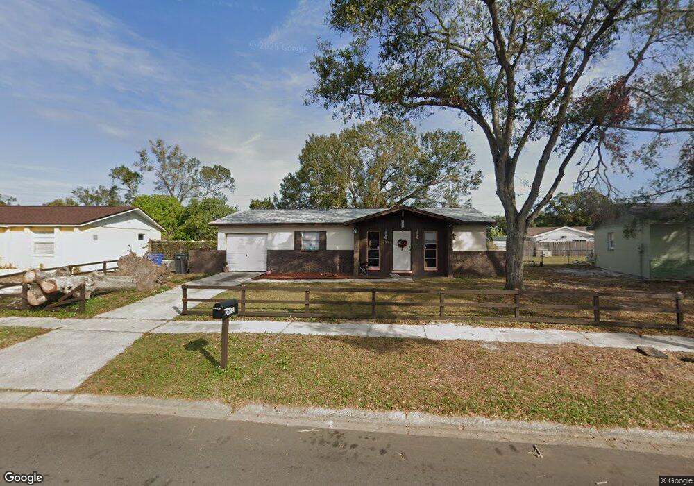 8516 Fish Lake Rd, Tampa, FL 33619 - photo 1