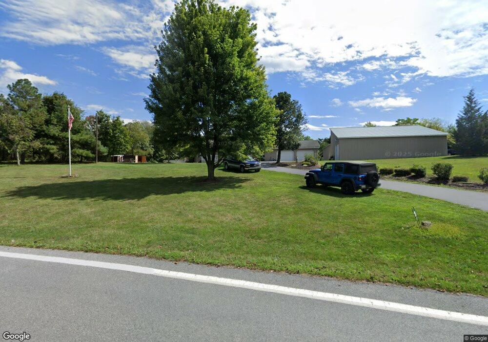 144 Fairview Dr, Berkeley Springs, WV 25411 - photo 1