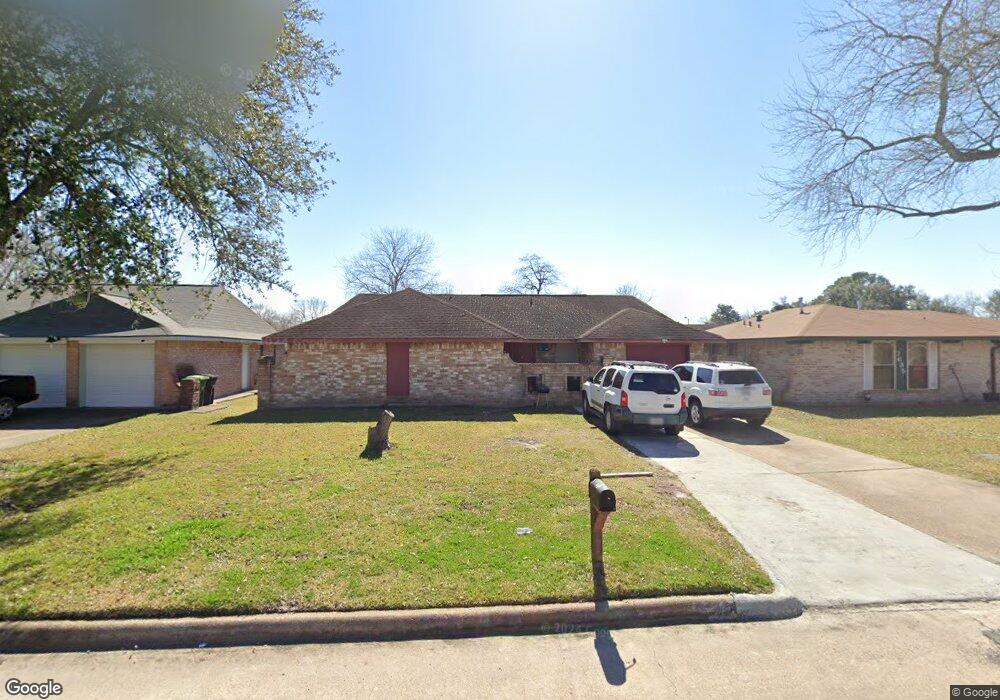 7631 Battlecreek Dr, Houston, TX 77040 - photo 1