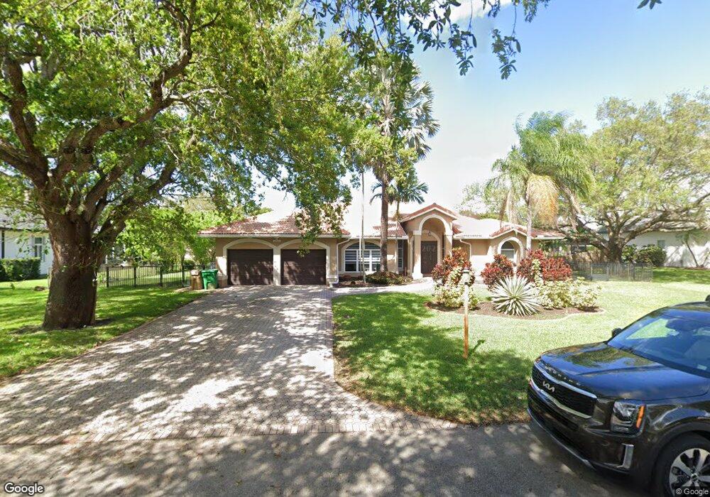 13051 SW 16th Ct, Davie, FL 33325 - photo 1