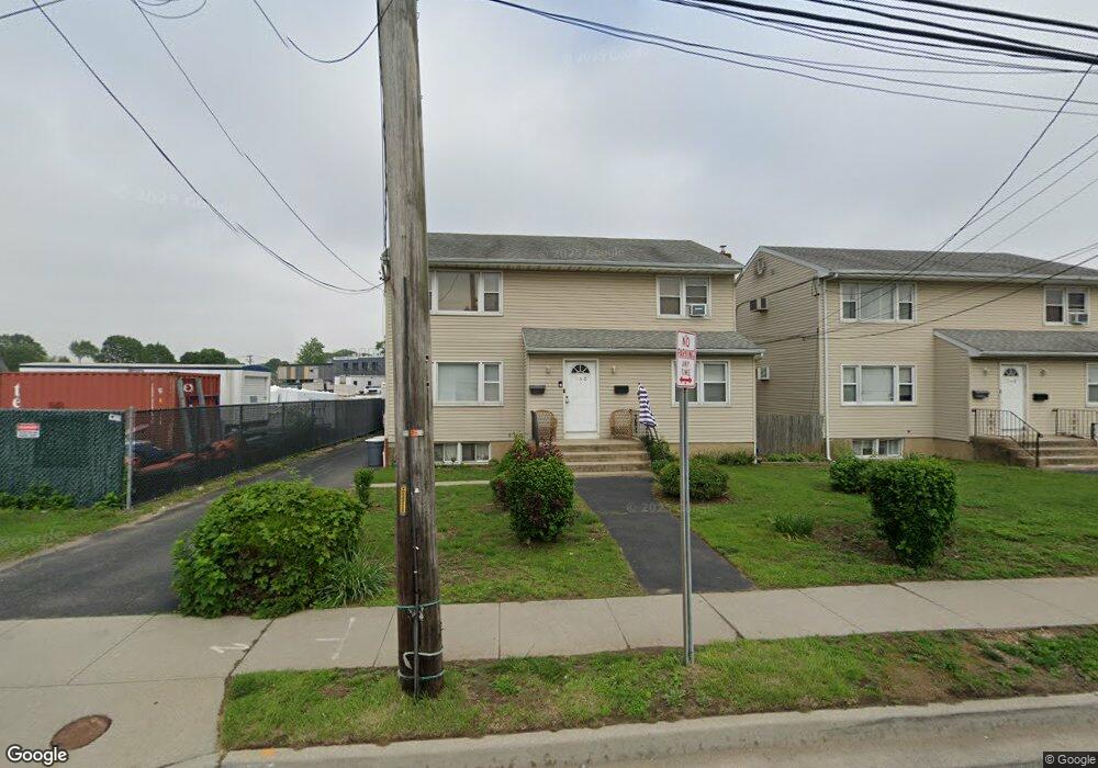 150 Woodfield Rd, West Hempstead, NY 11552 - photo 1