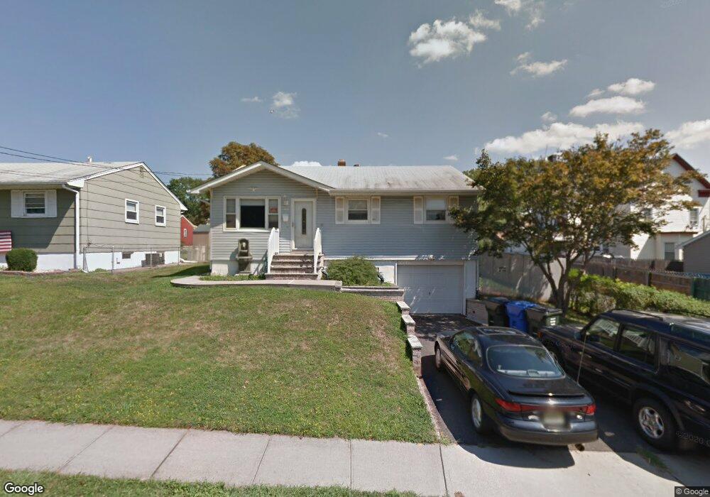 10 6th Ave, Port Reading, NJ 07064 - photo 1